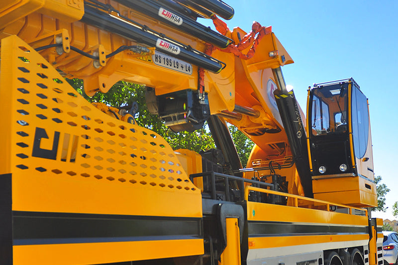 HS 195 (65 TONNE) Hydraulic Folding Boom Crane