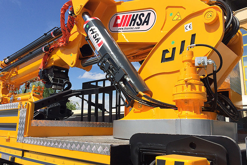 HS 90 (30 TONNE)  Hydraulic Folding Boom Crane